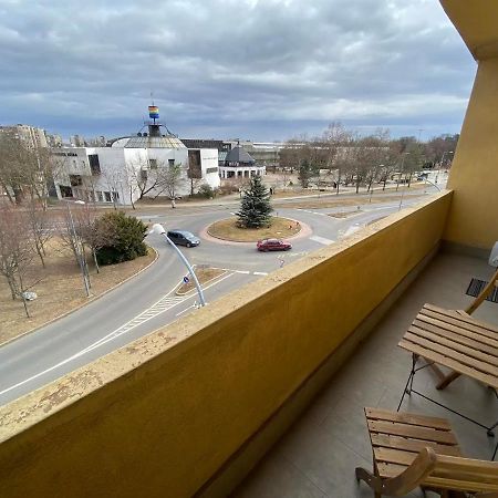 Chill Apartman Miskolc Bagian luar foto