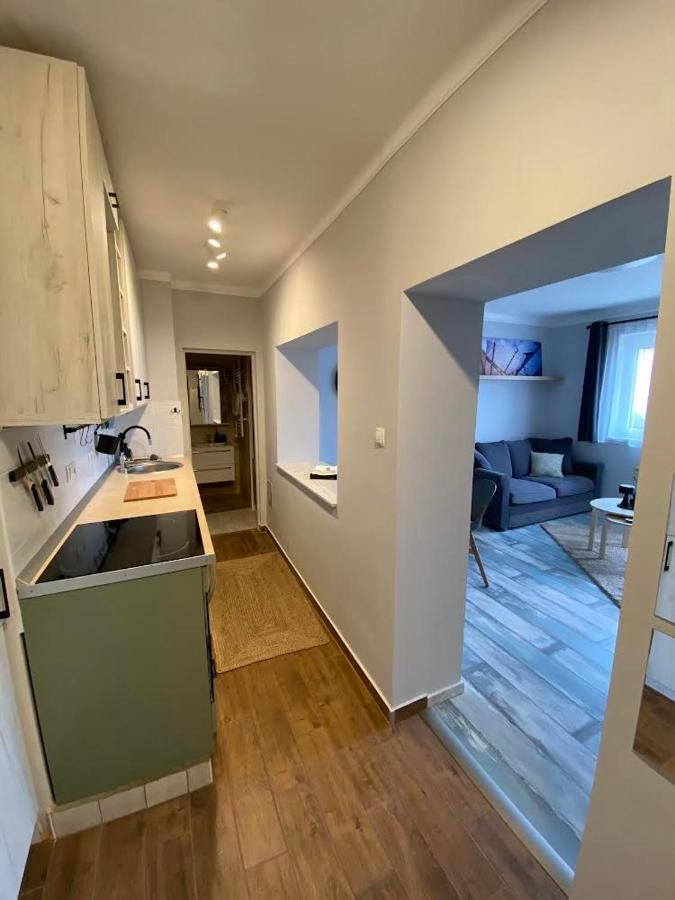 Chill Apartman Miskolc Bagian luar foto